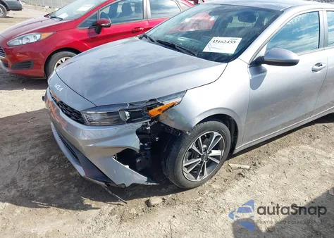 2023 Kia Forte Lxs из США, поврежденный, VIN 3KPF24ADXPE685901